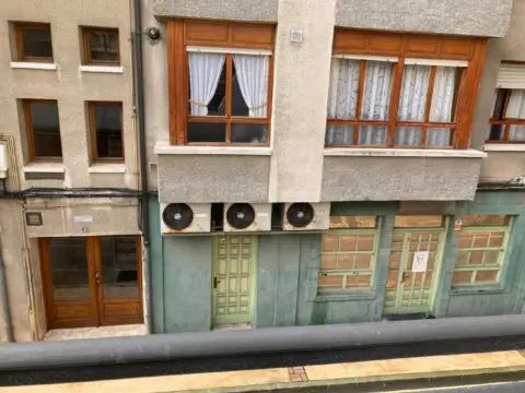 Local comercial en calle Maestro Sama, 6